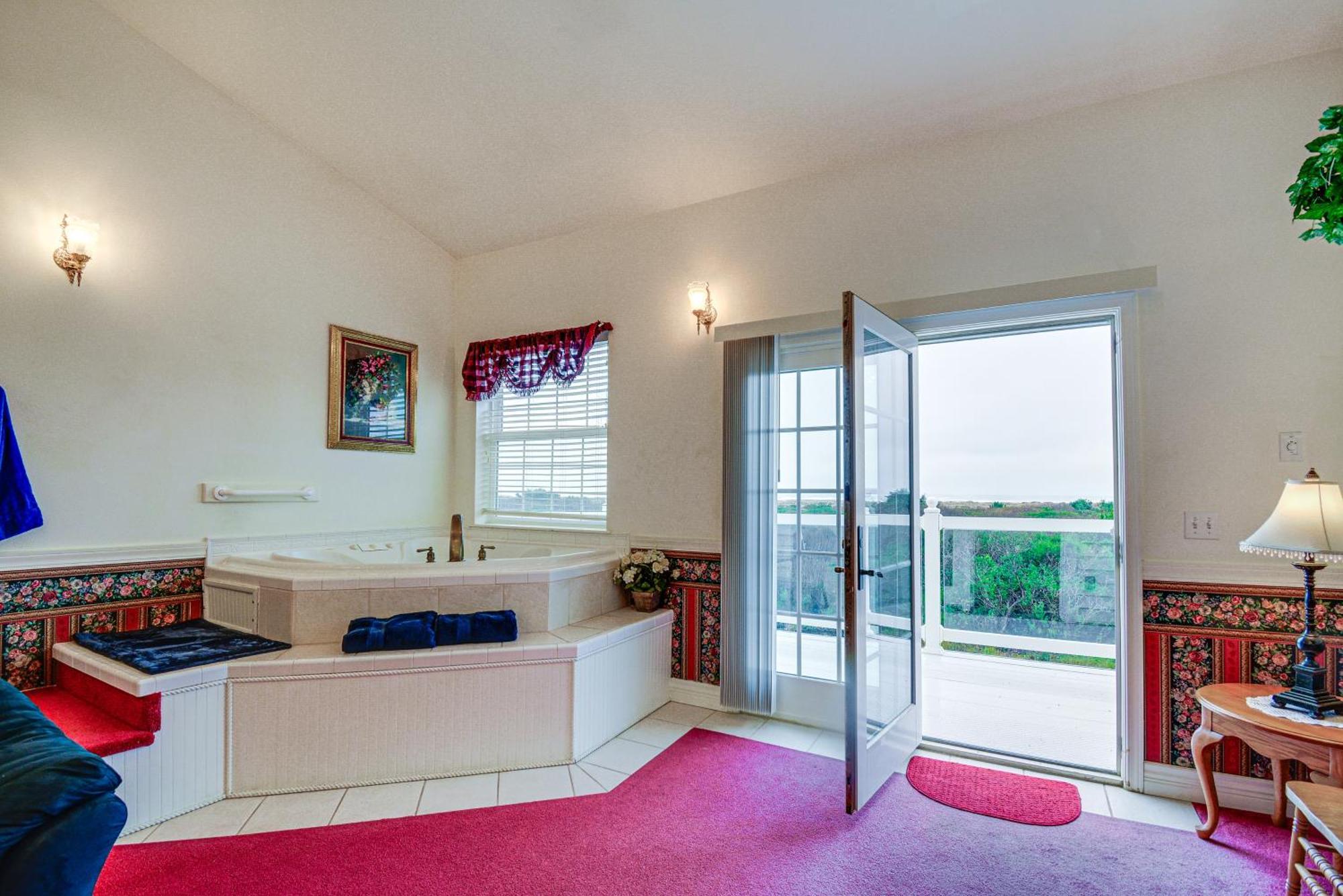 Ocean Shores Condo Rental With View - Walk To Beach! Exterior foto
